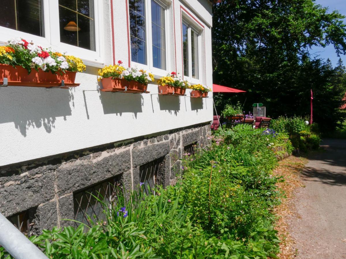 Herberge Zur Rose Brotterode-Trusetal Exterior photo